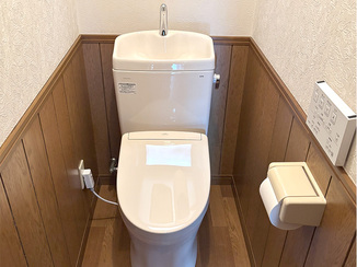 トイレリフォーム 古くなったトイレを一新し、気持ちよく使えるトイレ