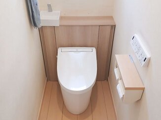 トイレリフォーム 内装工事無しで違和感なくきれいに仕上がったトイレ